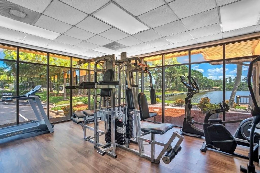 585 Outer Drive, Cocoa, FL 32926 Photo