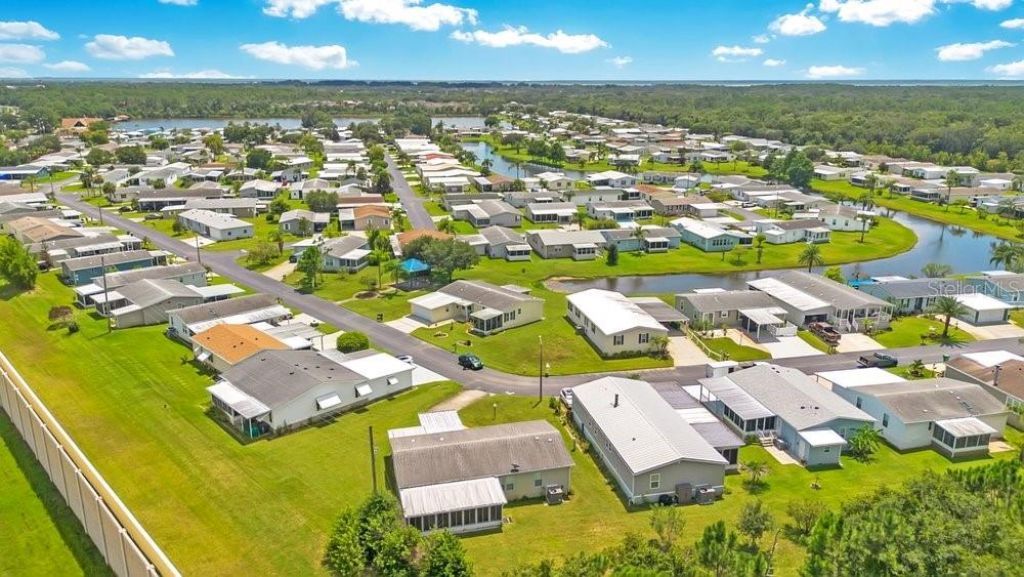 585 Outer Drive, Cocoa, FL 32926 Photo
