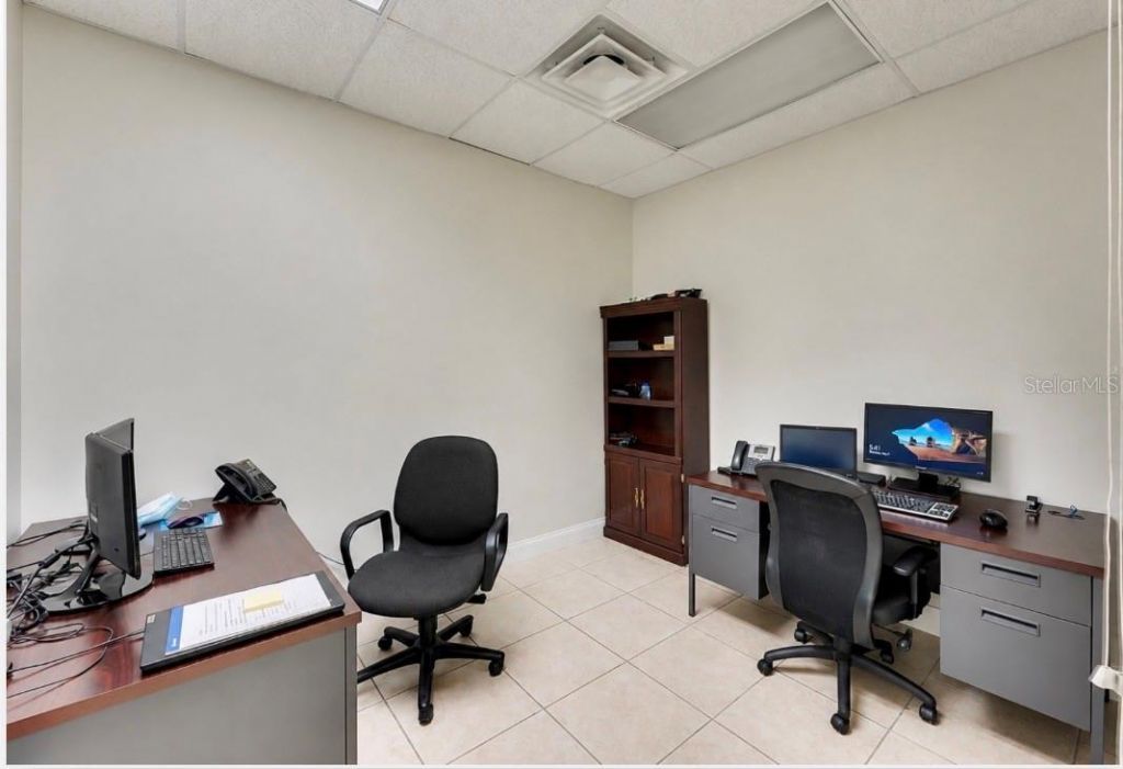 2453 Orlando Central Parkway , Orlando, FL 32809 Photo