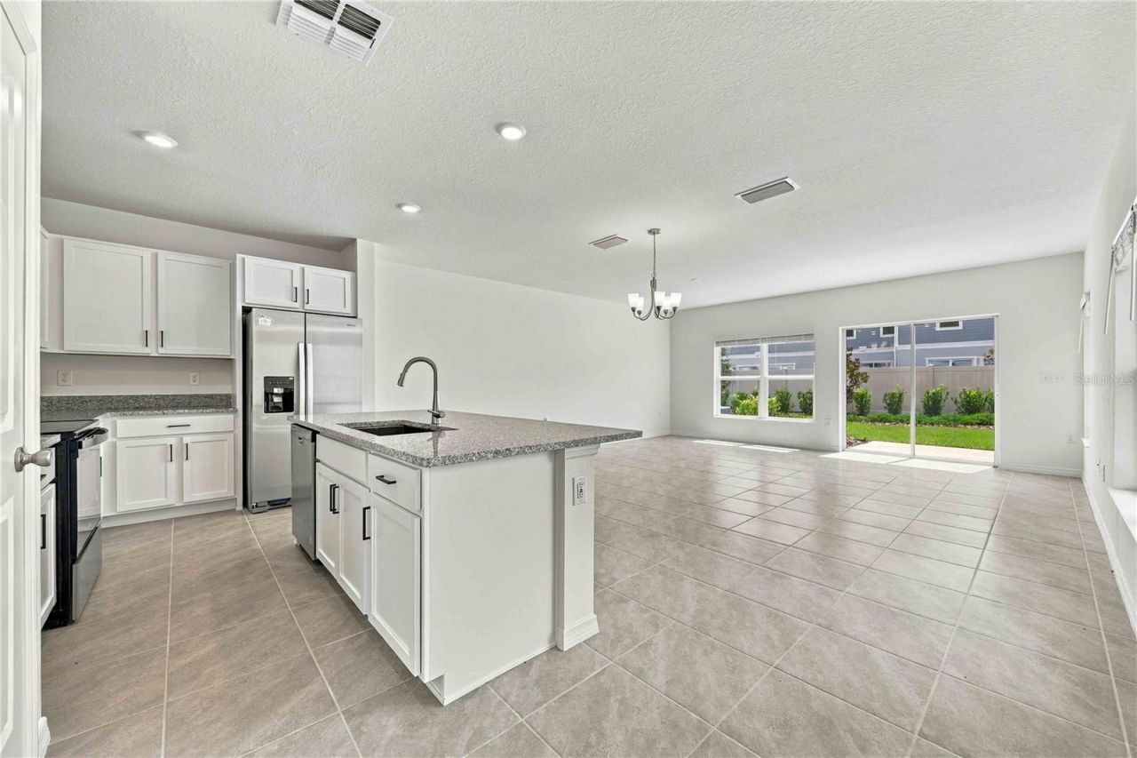 355 Sequoia Drive, Lake Wales, FL 33859 Photo