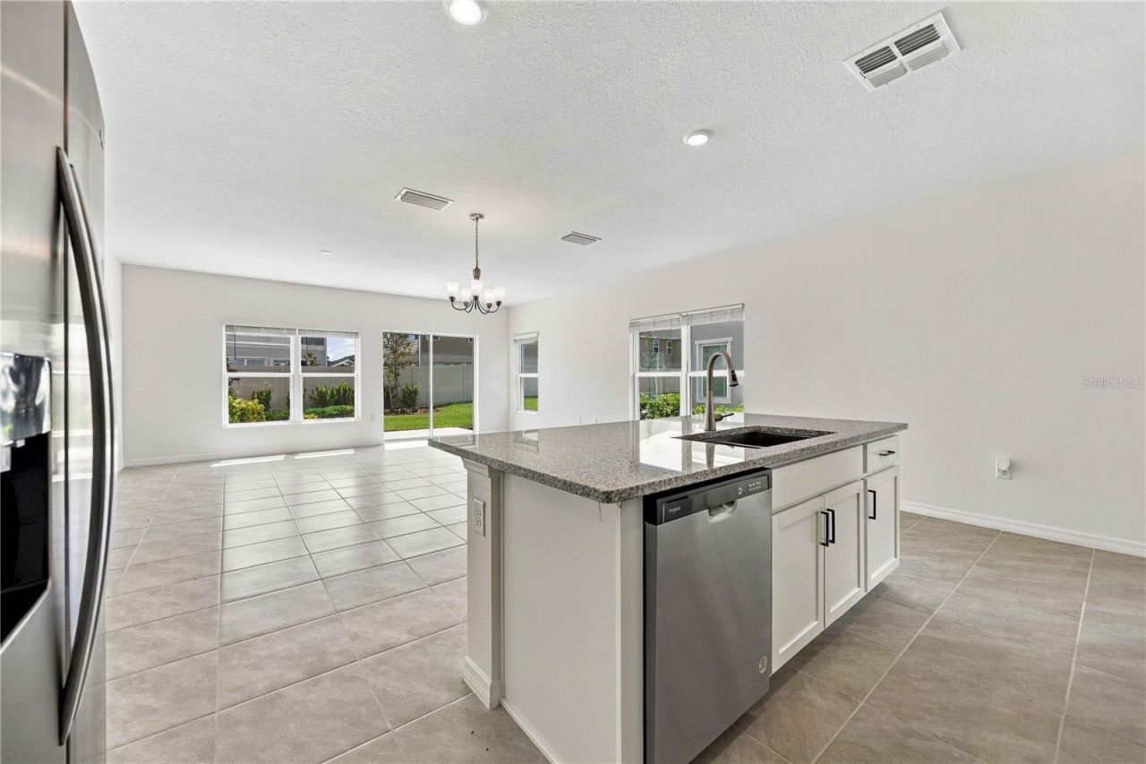 355 Sequoia Drive, Lake Wales, FL 33859 Photo