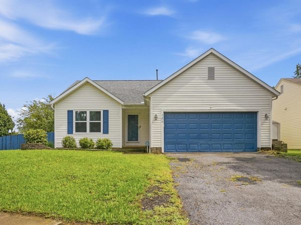 786 Crevis Lane , Columbus, OH 43228