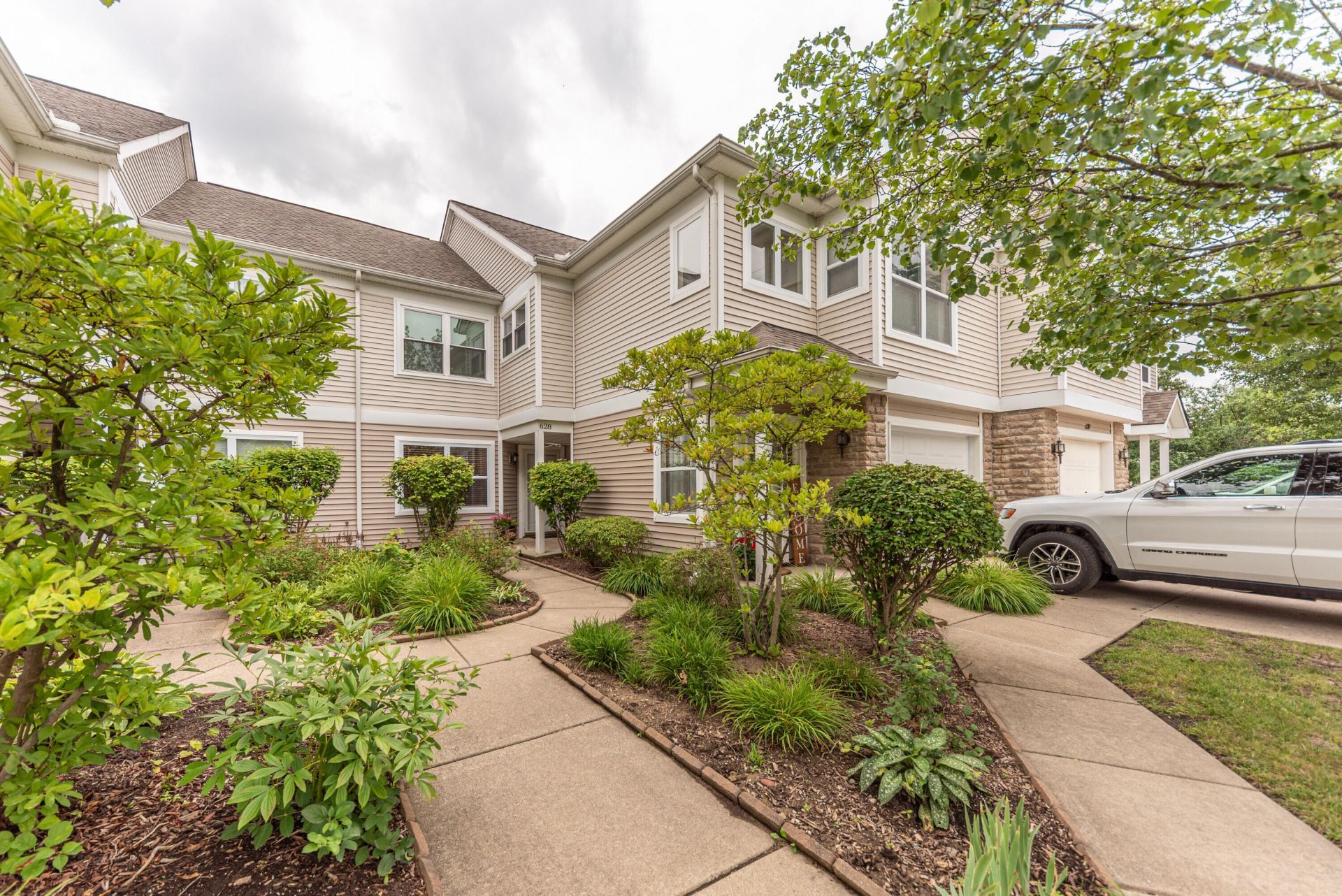 628 Riverstone Lane, Chelsea, MI 48118 Main Photo