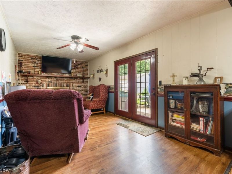 1015 Carnwise Street SW, Canton, OH 44706 Photo 13
