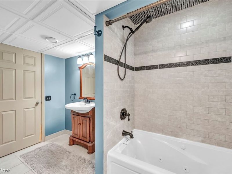 1045 Deleone Drive, Kent, OH 44240 Photo 26