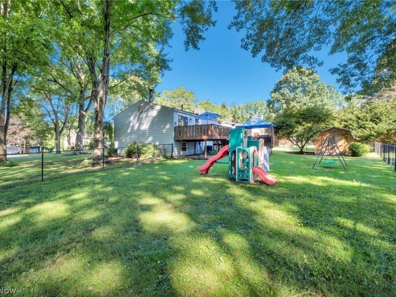 1045 Deleone Drive, Kent, OH 44240 Photo 33