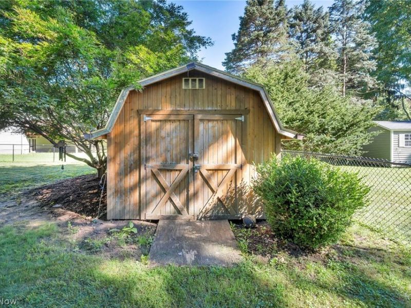 1045 Deleone Drive, Kent, OH 44240 Photo 35
