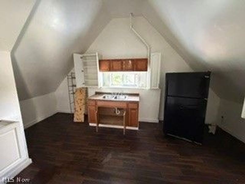 2092 W 95th Street , Cleveland, OH 44102 Photo 30