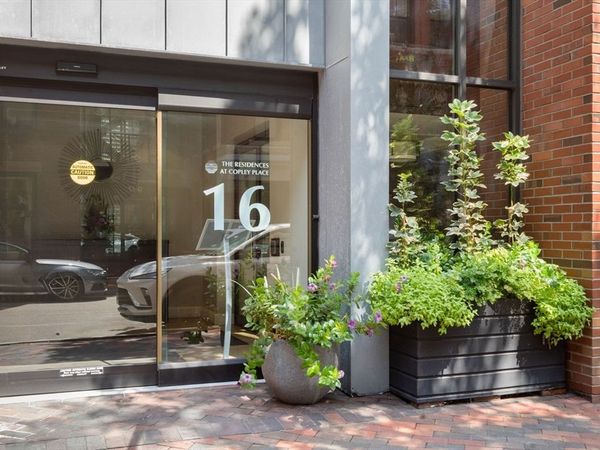 16 Harcourt, Unit 5G, Boston, MA 02116