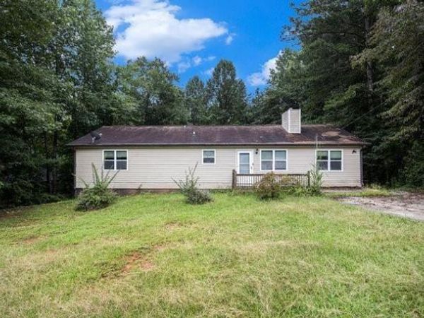 8955 Ochil Lane , Winston, GA 30187