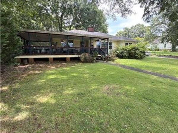 114 Etowah Drive, Cartersville, GA 30120