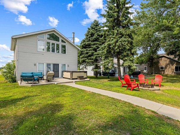 50884 County Highway 9 , Pelican Rapids, MN 56572