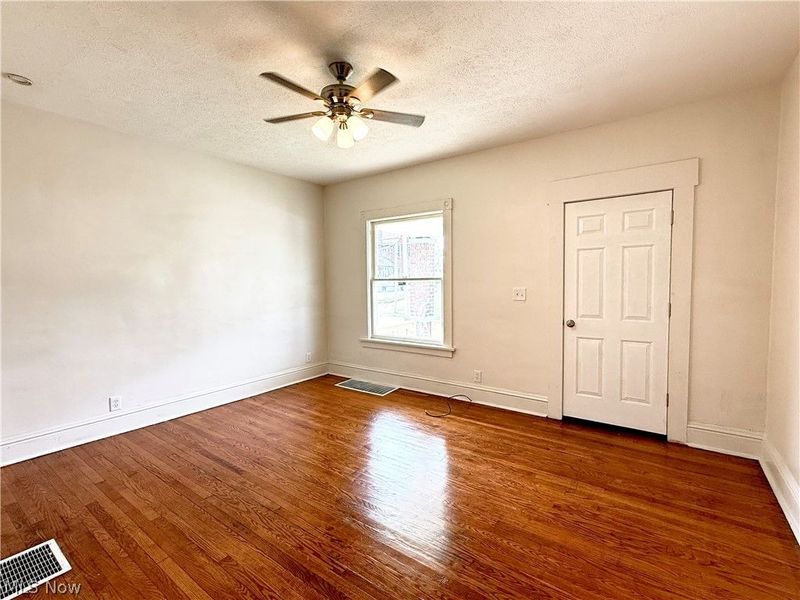 417 Steel Street , Youngstown, OH 44509 Photo 5