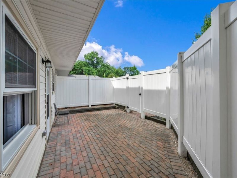 11 Meadowlawn Drive, Unit 5, Mentor, OH 44060 Photo 21