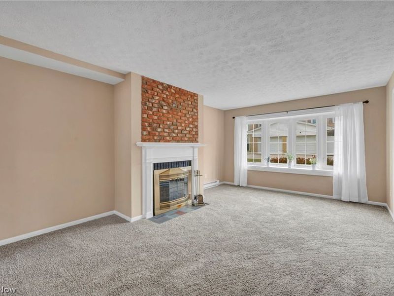 11 Meadowlawn Drive, Unit 5, Mentor, OH 44060 Photo 4