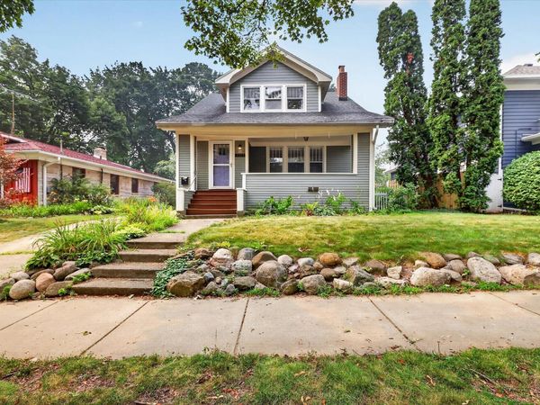 321 Inkster Avenue, Kalamazoo, MI 49001