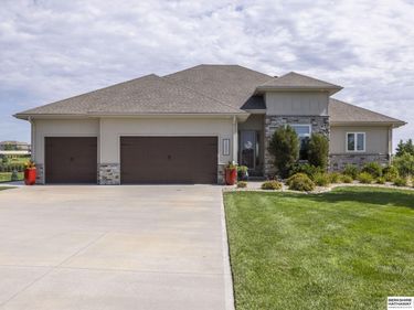 12801 N 182 Street, Bennington, NE 68007