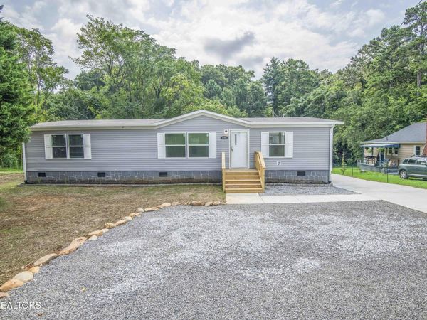 3140 Haggard Rd, Knoxville, TN 37917