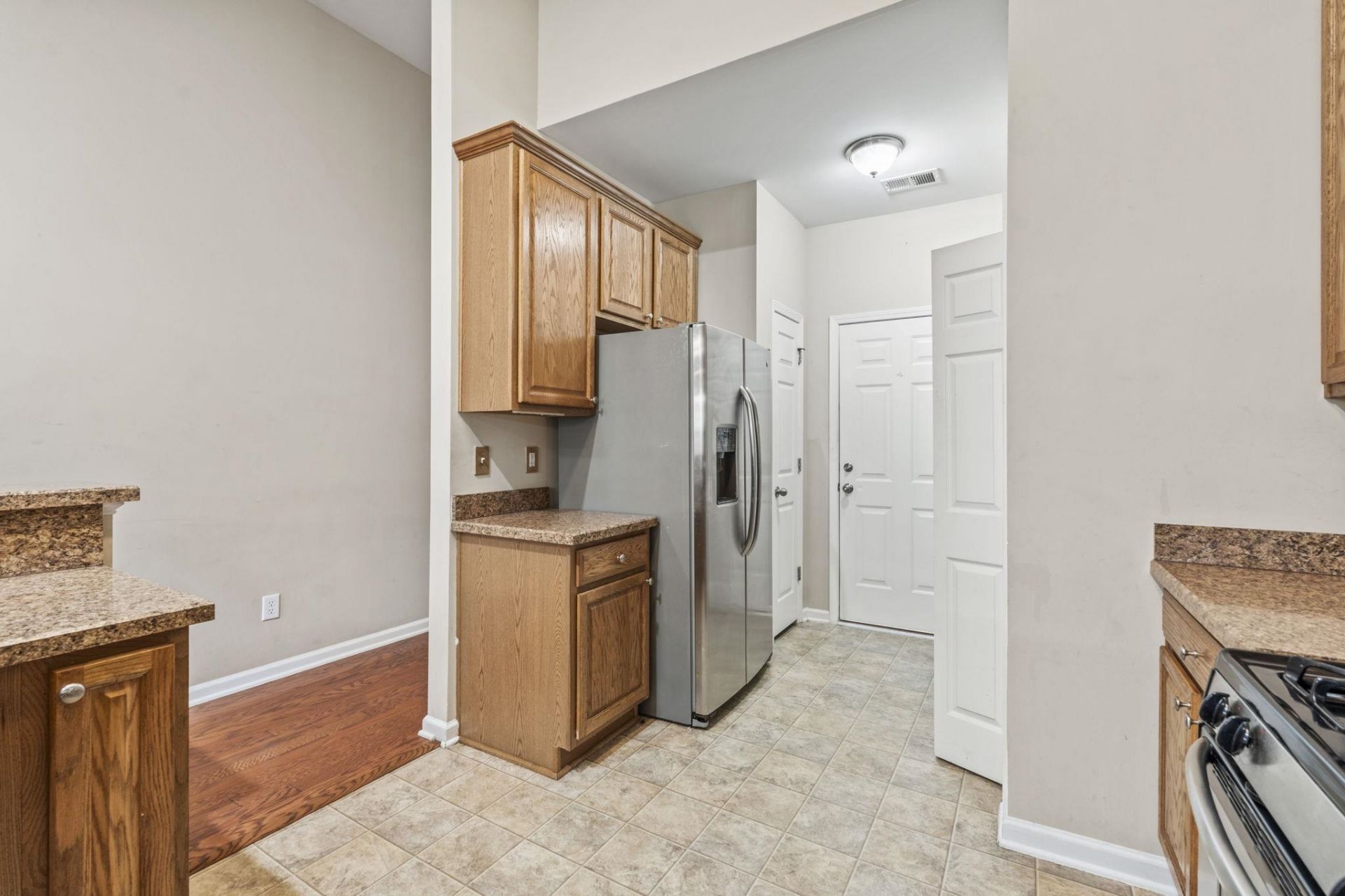 3234 Volterra Way Photo 9