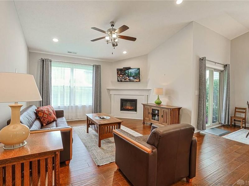 727 Villa Court, Trenton, OH 45067 Photo 6