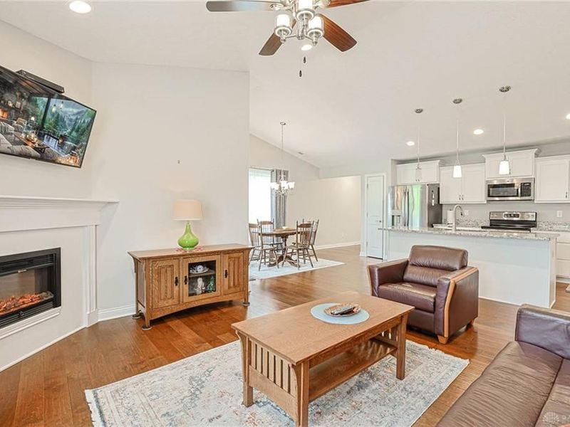 727 Villa Court, Trenton, OH 45067 Photo 7
