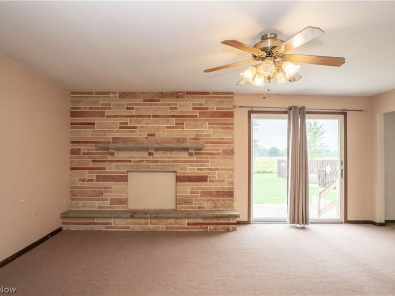 326 Airport Road NW, Warren, OH 44481 Photo 23