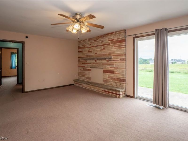 326 Airport Road NW, Warren, OH 44481 Photo 24