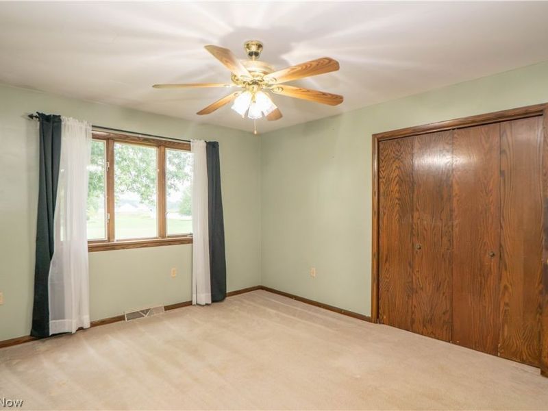 326 Airport Road NW, Warren, OH 44481 Photo 30
