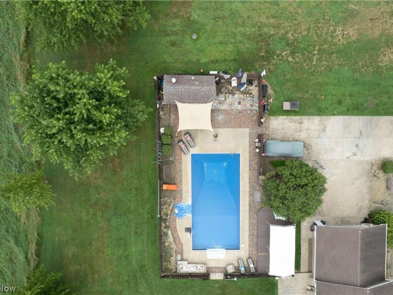 326 Airport Road NW, Warren, OH 44481 Photo 7