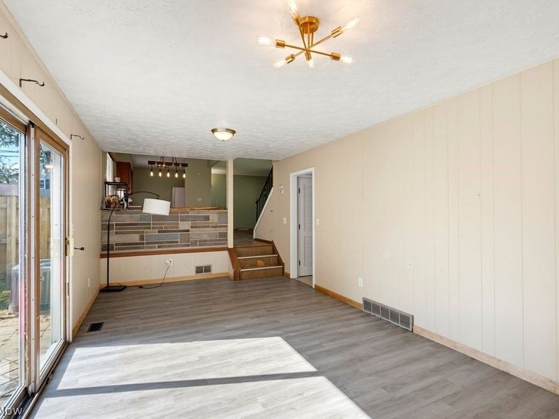 1295 Mohegan Trail , Willoughby, OH 44094 Photo 18