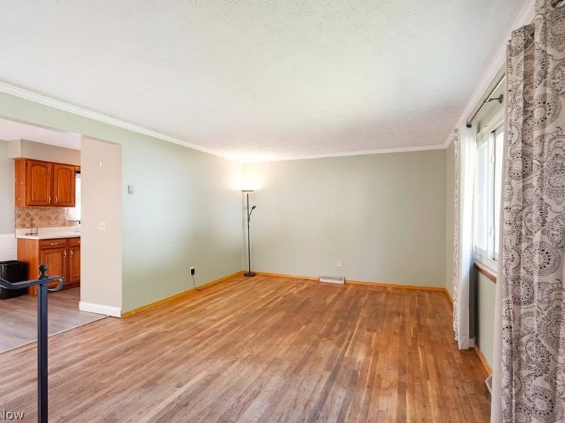 1295 Mohegan Trail , Willoughby, OH 44094 Photo 7