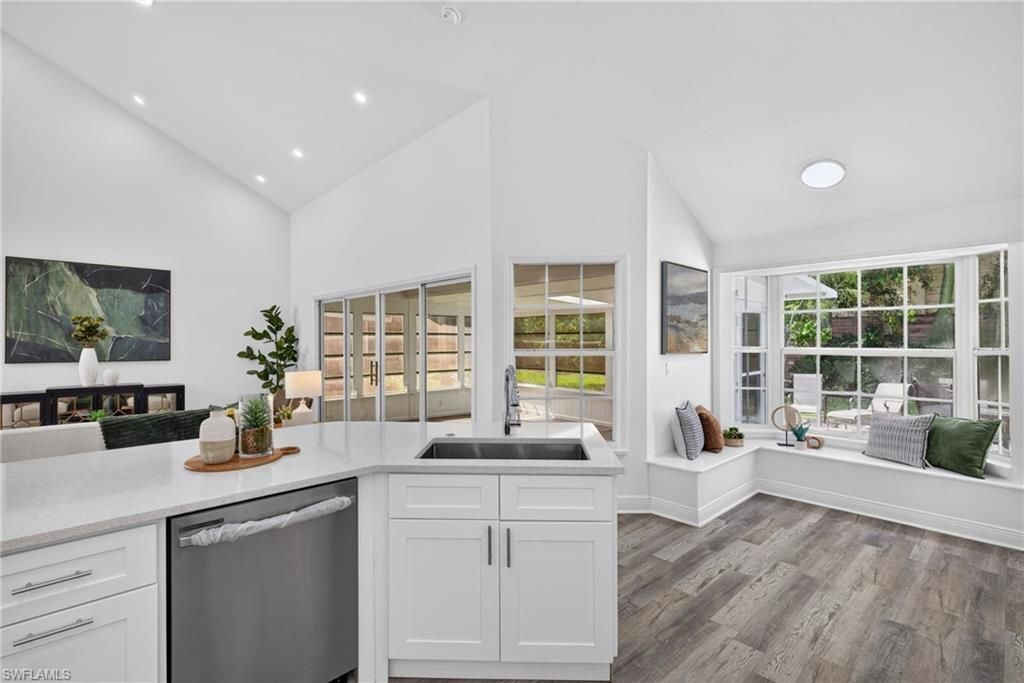 1403 Monarch Cir, Unit B1, Naples, FL 34116 Photo