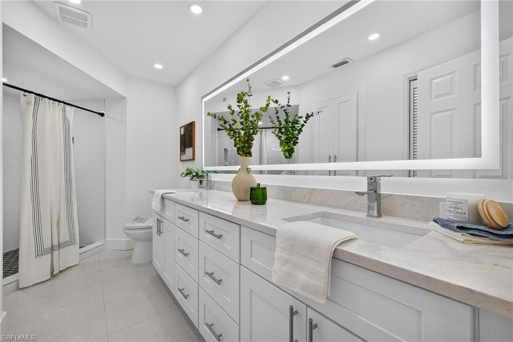 1403 Monarch Cir, Unit B1, Naples, FL 34116 Photo