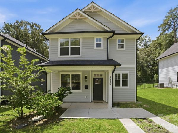 1812 Purser Drive , Charlotte, NC 28215
