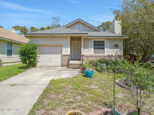 11201 MIKRIS Drive S, Jacksonville, FL 32225