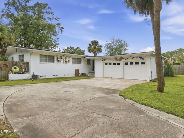 7672 OLD KINGS Road S, Jacksonville, FL 32217