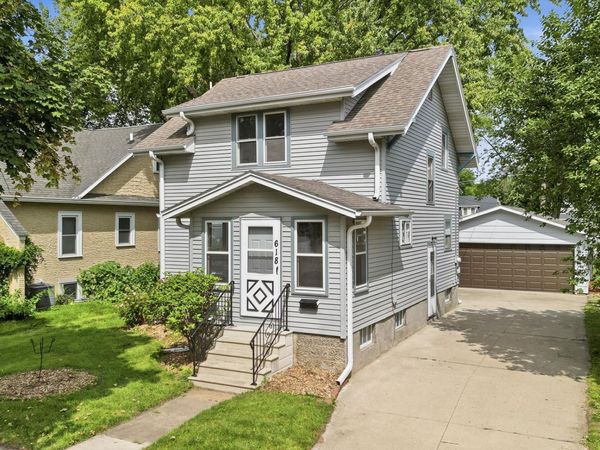618 Park Avenue, North Mankato, MN 56003