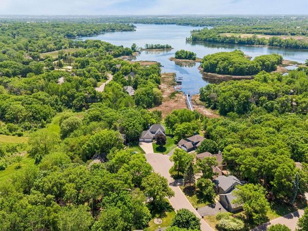 18706 Kanabec Court, Lakeville, MN 55044