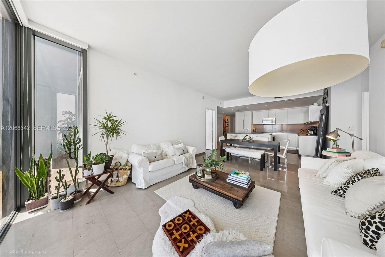 68 SE 6th St, Unit 2909, Miami, FL 33131 Photo