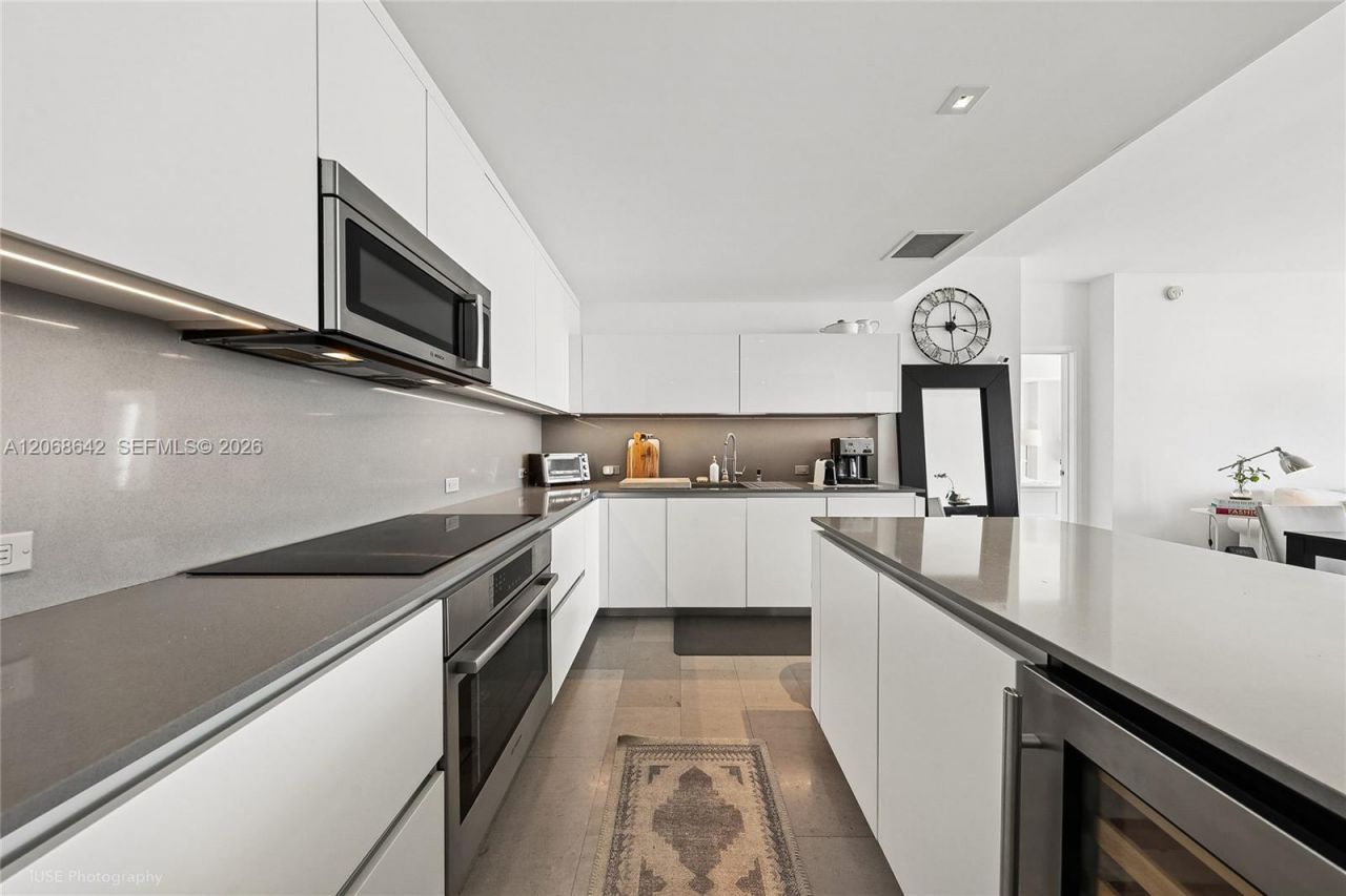 68 SE 6th St , Unit 2909, Miami, FL 33131 Photo