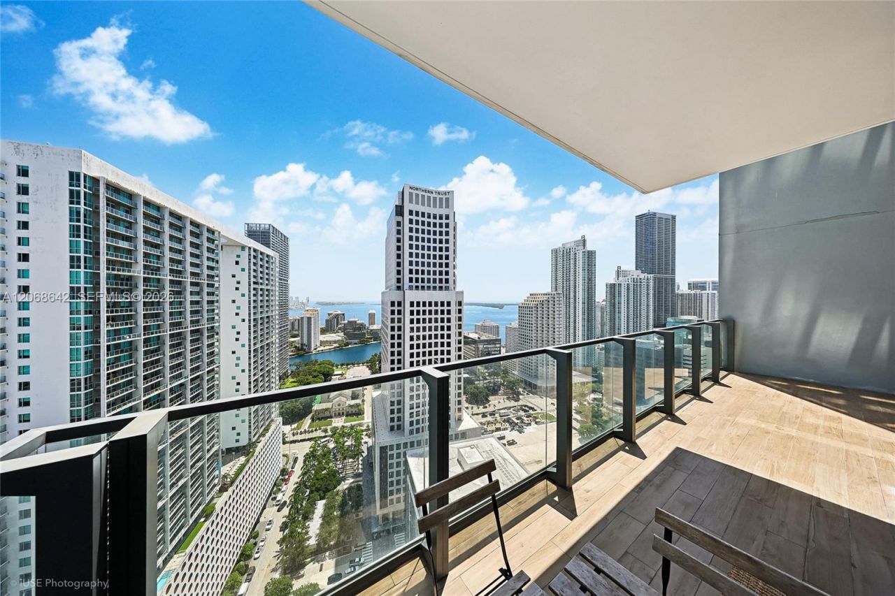 68 SE 6th St , Unit 2909, Miami, FL 33131 Photo