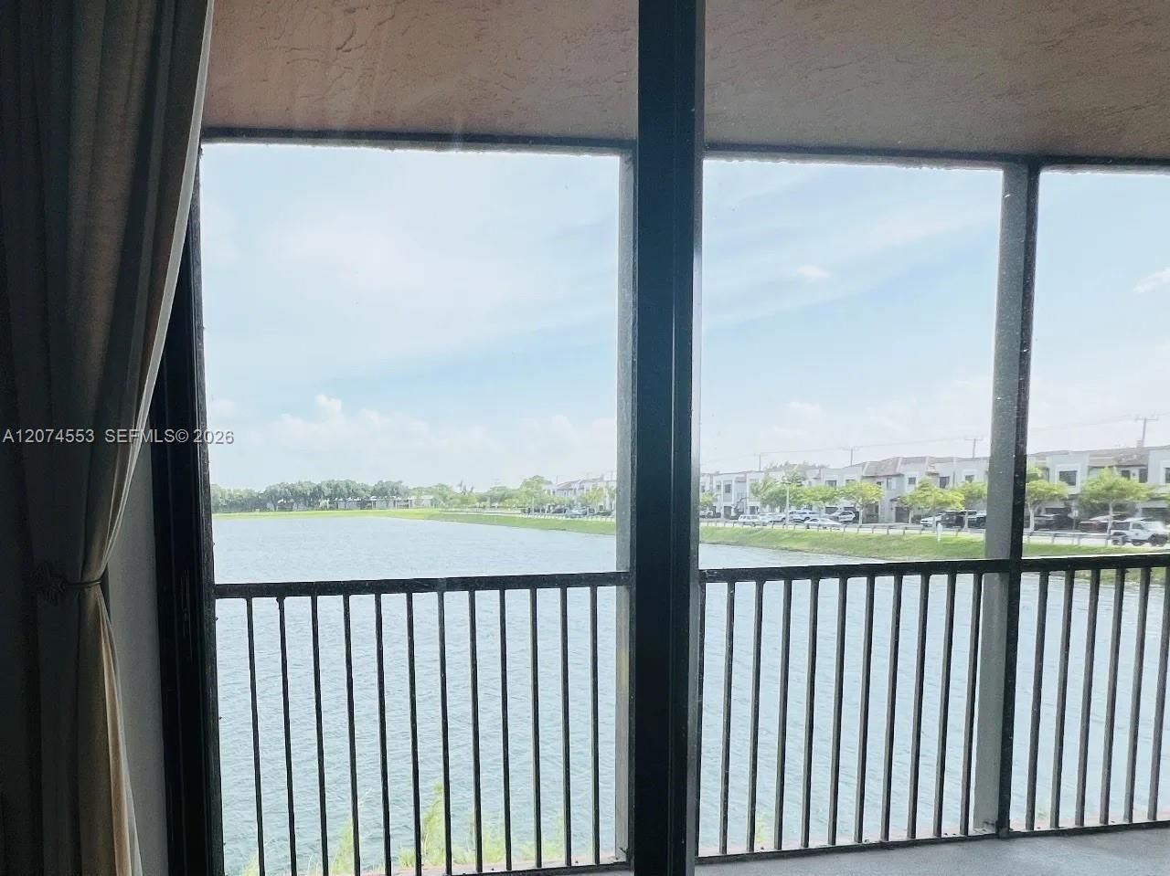 20860 San Simeon Way, Unit 205-6, Miami, FL 33179 Photo
