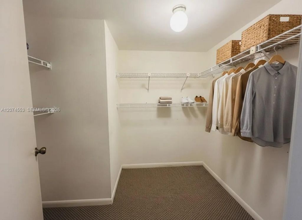 20860 San Simeon Way, Unit 205-6, Miami, FL 33179 Photo