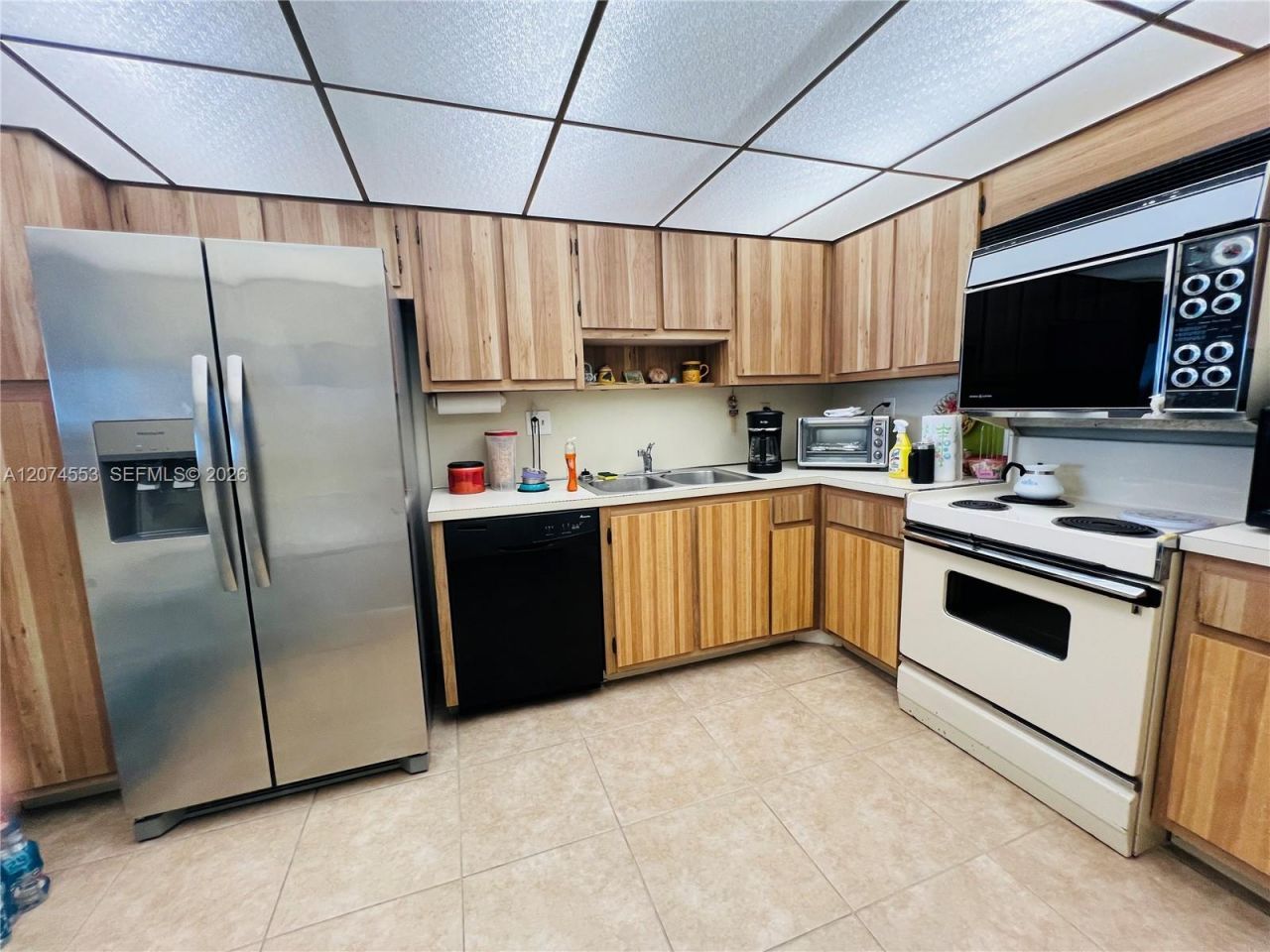20860 San Simeon Way, Unit 205-6, Miami, FL 33179 Photo
