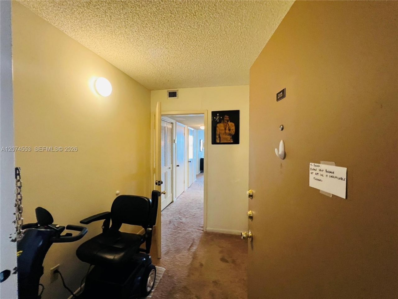20860 San Simeon Way, Unit 205-6, Miami, FL 33179 Photo