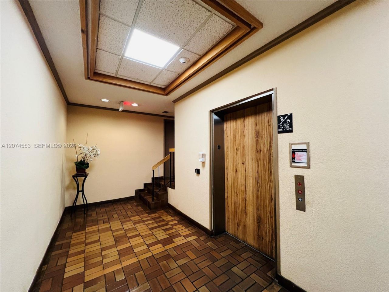 20860 San Simeon Way, Unit 205-6, Miami, FL 33179 Photo