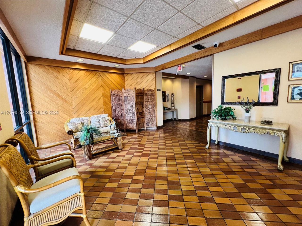 20860 San Simeon Way, Unit 205-6, Miami, FL 33179 Photo