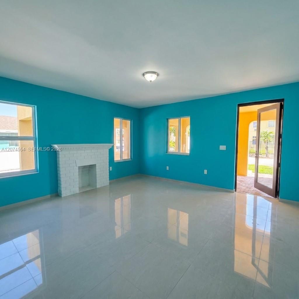 1934 NW 35th St , Miami, FL 33142 Photo