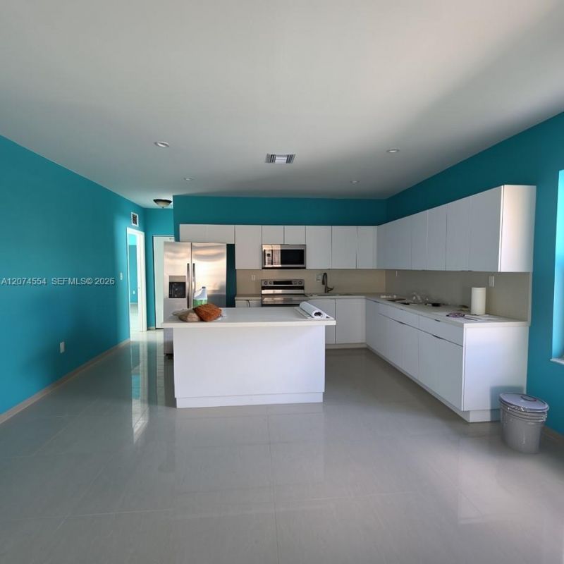 1934 NW 35th St , Miami, FL 33142 Photo