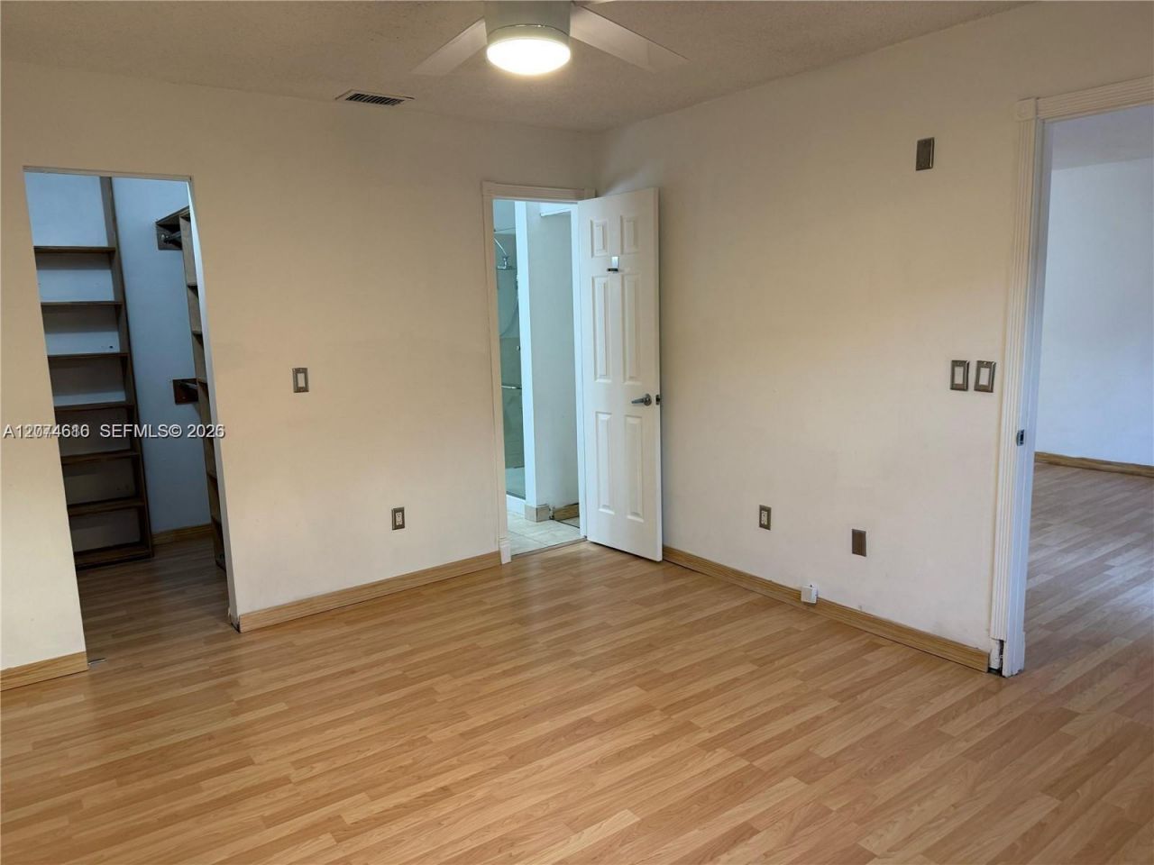 20800 NE 8th Ct , Unit 206-17, Miami, FL 33179 Photo